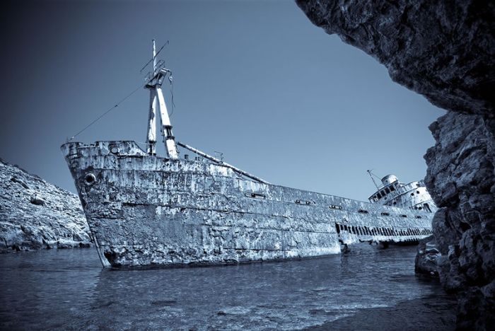 Abandoned Ships (30 pics)