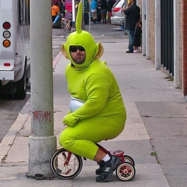 Signs Your Childhood Is Over (28 pics)