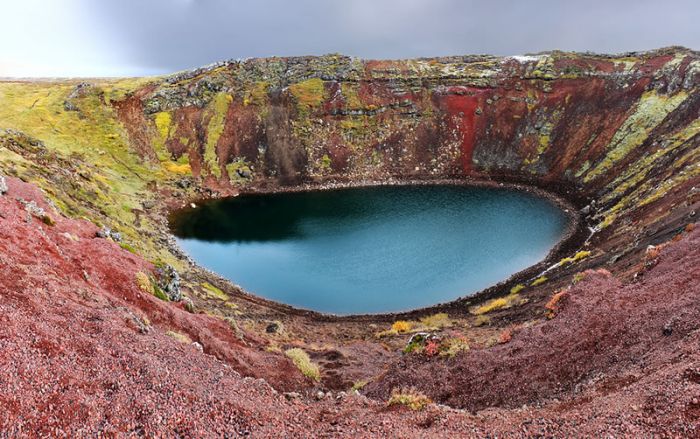 The Most Beautiful Crater Lakes (39 pics)
