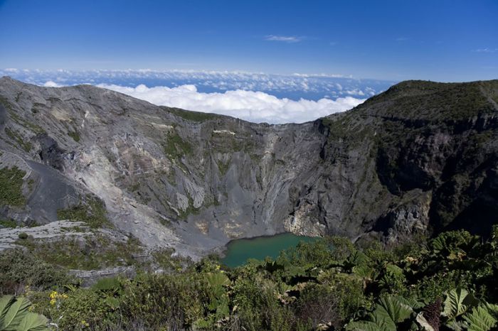 The Most Beautiful Crater Lakes (39 pics)