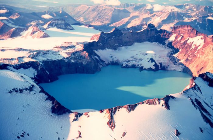 The Most Beautiful Crater Lakes (39 pics)