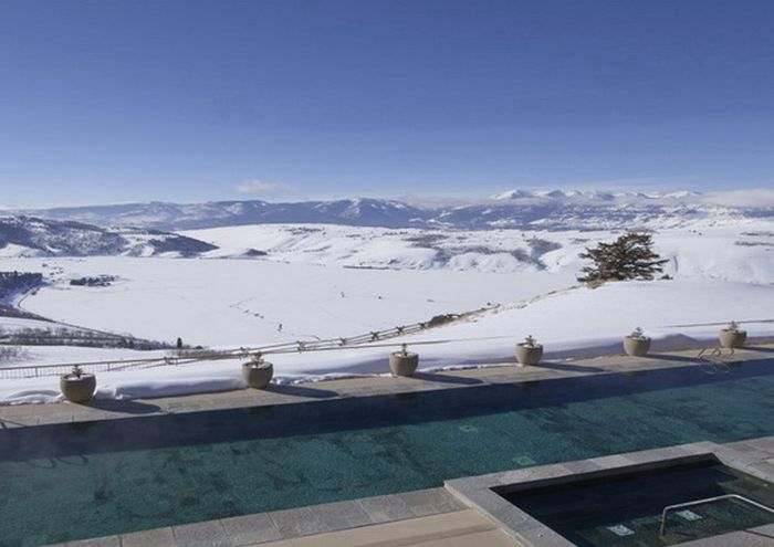 The Most Beautiful Winter Pools (18 pics)