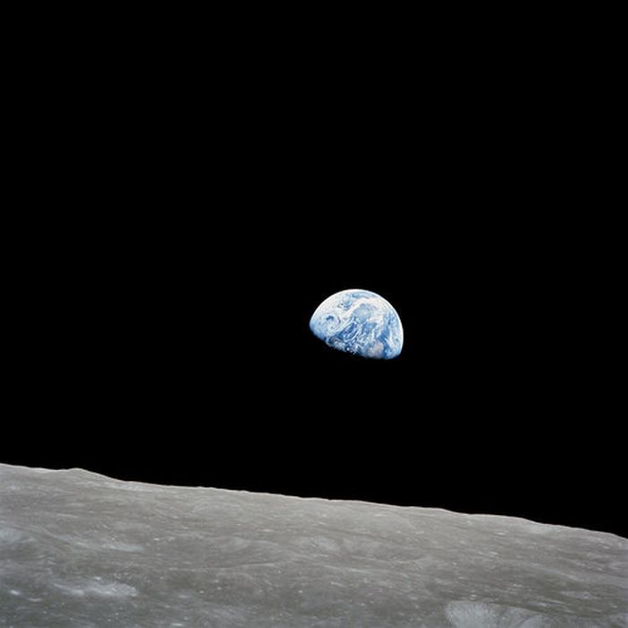 Apollo Moon Missions (49 pics)