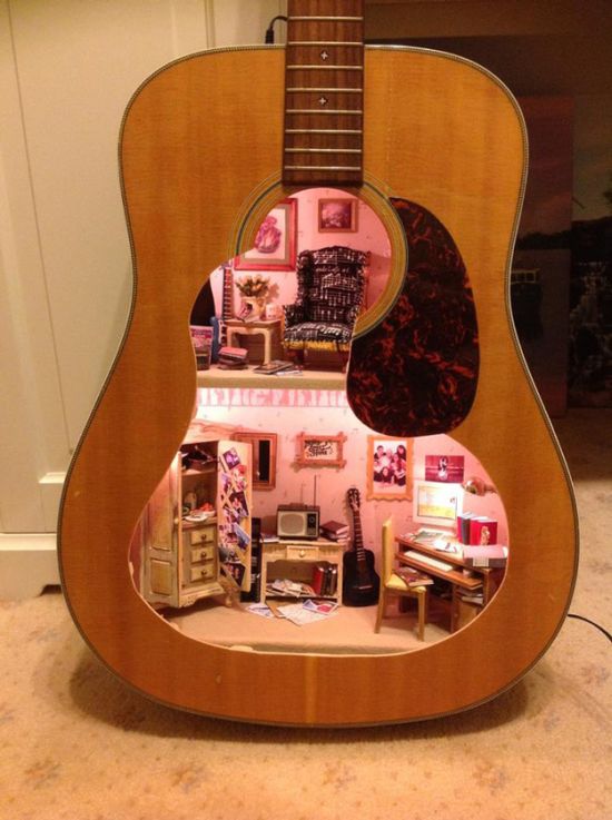 Dollhouse Built Inside of a Guitar (3 pics)