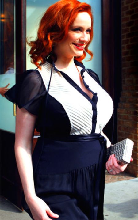 Photos of Christina Hendricks (39 pics)