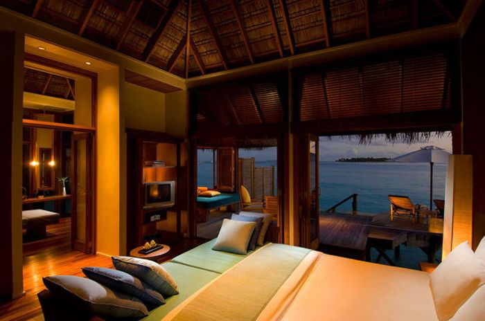 Conrad Maldives Rangali Island Hotel (28 pics)