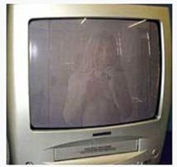 Ebay Sellers Who Showed Too Much (11 pics)