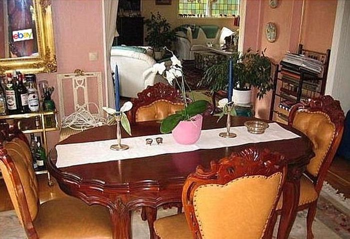 Ebay Sellers Who Showed Too Much (11 pics)