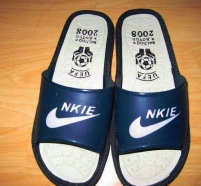 Knock-off Brand Products in China (21 pics)