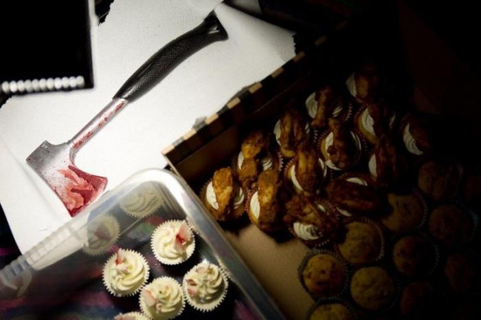 Horror Movie Edible Installation (13 pics)