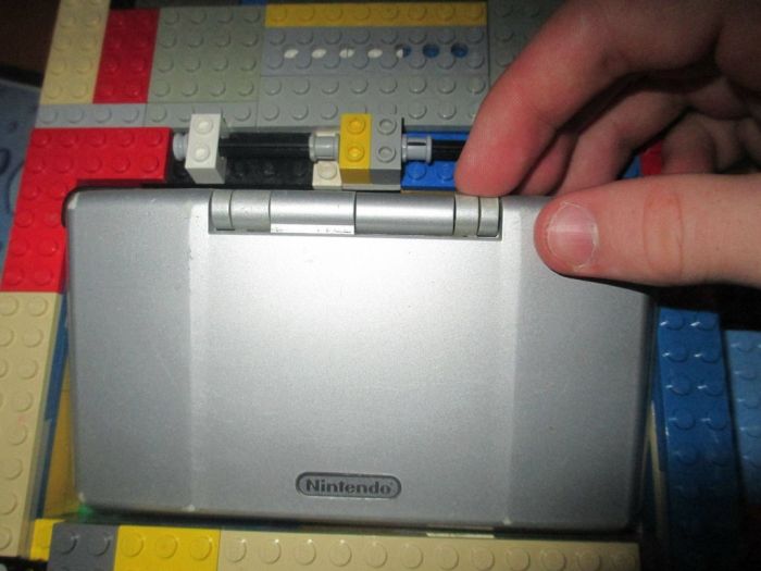 Lego Nintendo DS case (14 pics)