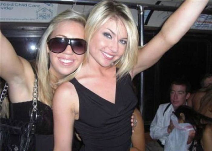 Look Again (44 pics)