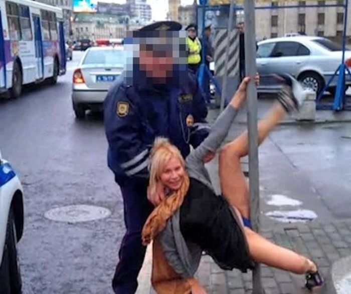 Drunk People Are Hilarious (49 pics)