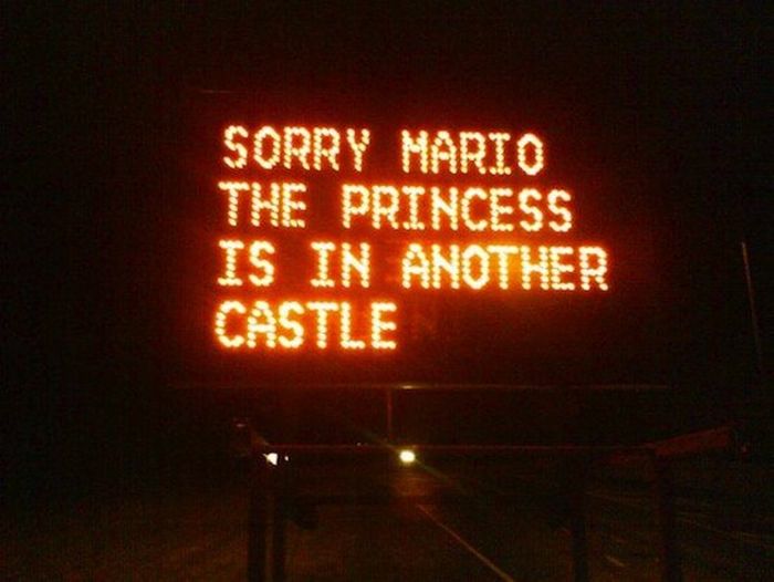 The Best Hacked Street Signs (24 pics)