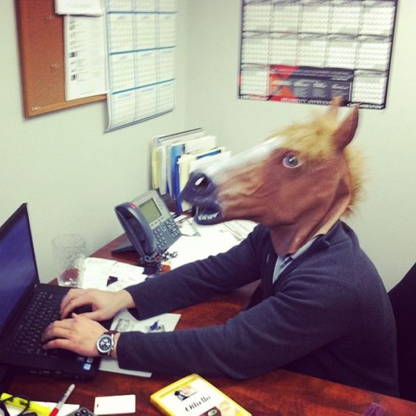 Horsing Around (38 pics)