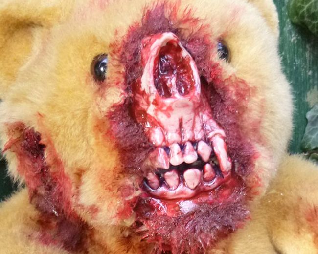 Zombie Teddy Bears (17 pics)