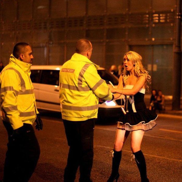 Cops from Around the World (84 pics)