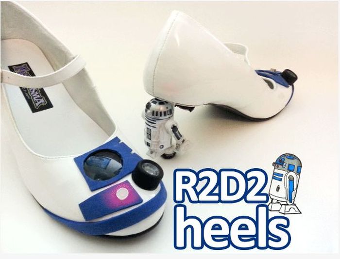 R2D2 Heels (21 pics)