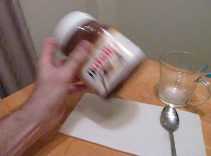 What to Do with an Almost Empty Nutella Jar (5 pics)