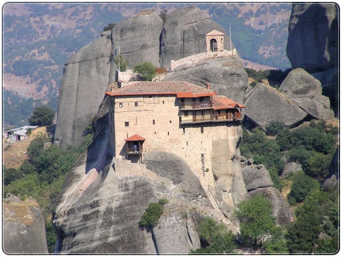 Mountain Temples (18 pics)