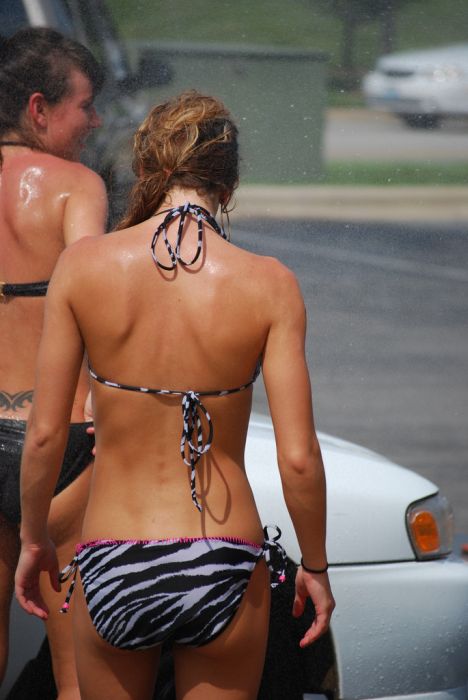 Amateur Bikini Car Wash. Part 2 (64 pics)