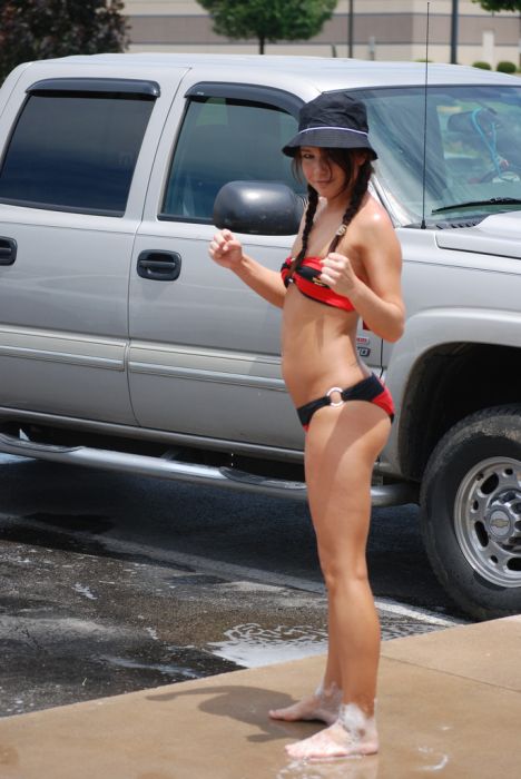 Amateur Bikini Car Wash. Part 2 (64 pics)