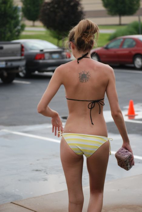 Amateur Bikini Car Wash. Part 2 (64 pics)