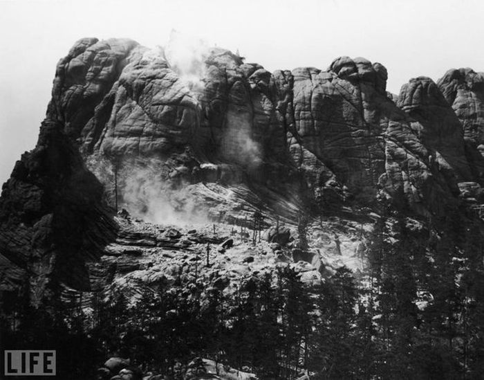 Historical Photos (22 pics) Historical Photos (22 pics)