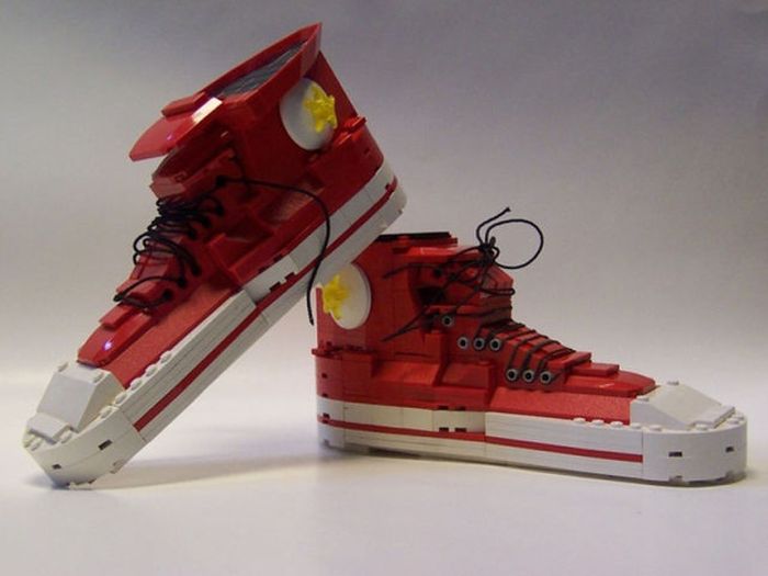 Great Things Made Out Of Lego (66 pics)