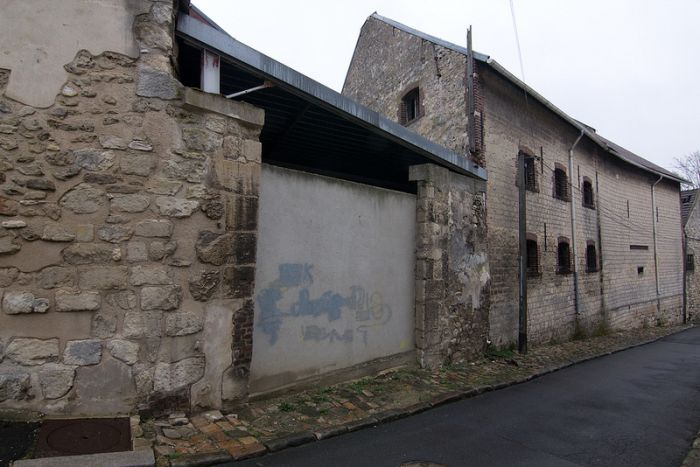Goussainville, Abandoned Town in France (35 pics)