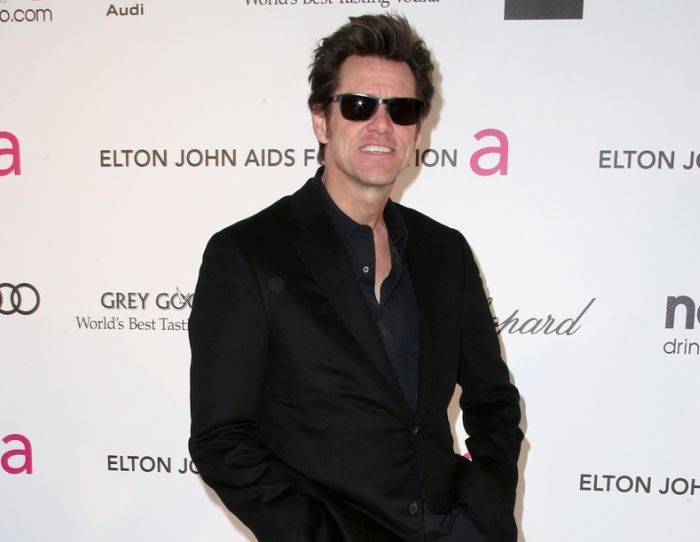 Jim Carrey at the 2013 Oscar Party (5 pics)