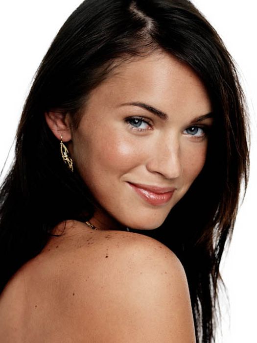 Photo Tribute to Megan Fox (76 pics)