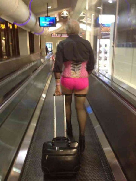 Wardrobe Malfunctions and Funny Clothes (35 pics)