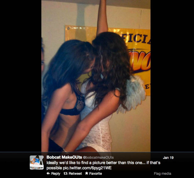 The Best of Twitter’s College Make-Outs Pics (55 pics)