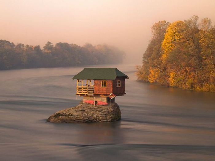 River House (9 pics)