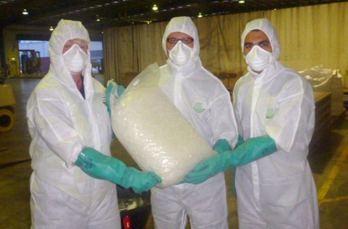 Crystal Meth from China (7 pics)