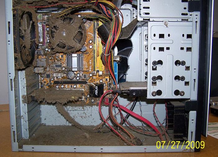 Very Dirty PCs (40 pics)
