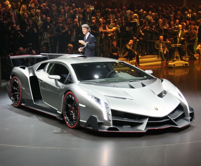 New Lamborghini Veneno (21 pics + video)