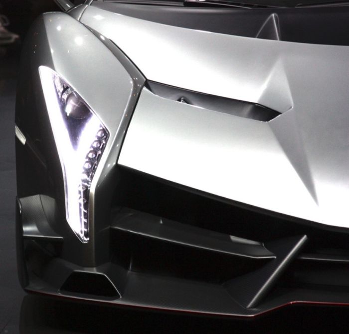 New Lamborghini Veneno (21 pics + video)
