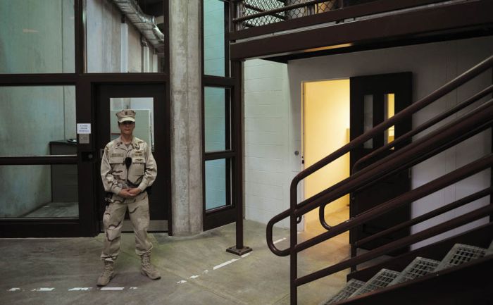 Inside Guantanamo Bay (41 pics)