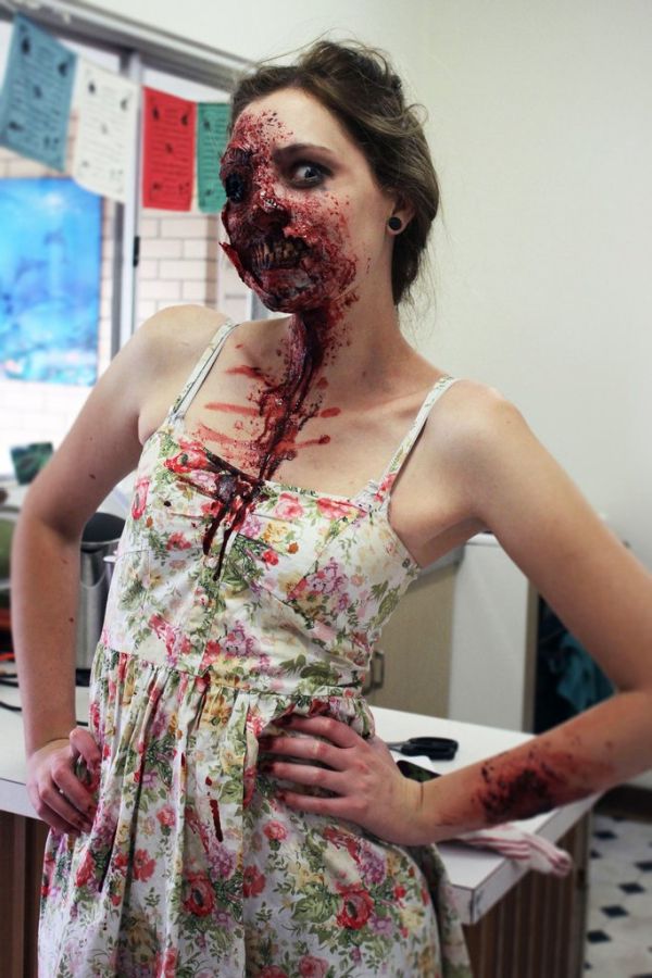 Scary Oz Comic-Con Zombie Makeup (10 pics)