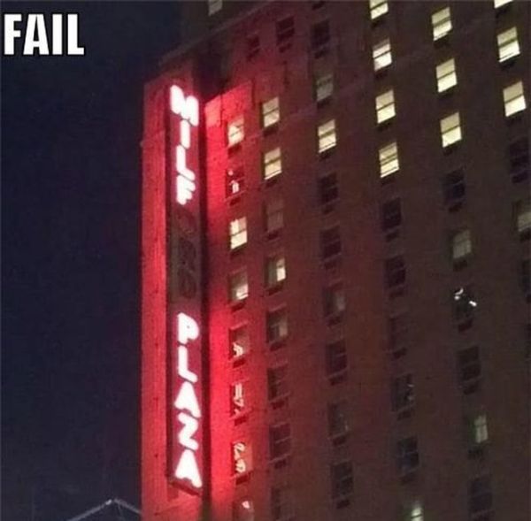 Neon Sign Fails (35 pics)