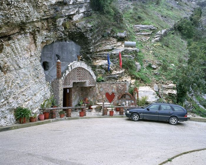 Bunkers in Albania (15 pics)
