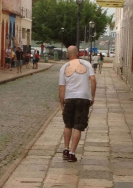 People Who Wear Strange Things (50 pics)