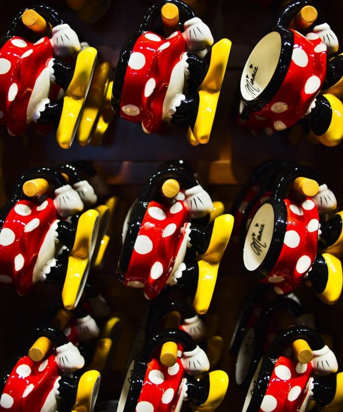 Repetitive Photos (58 pics)