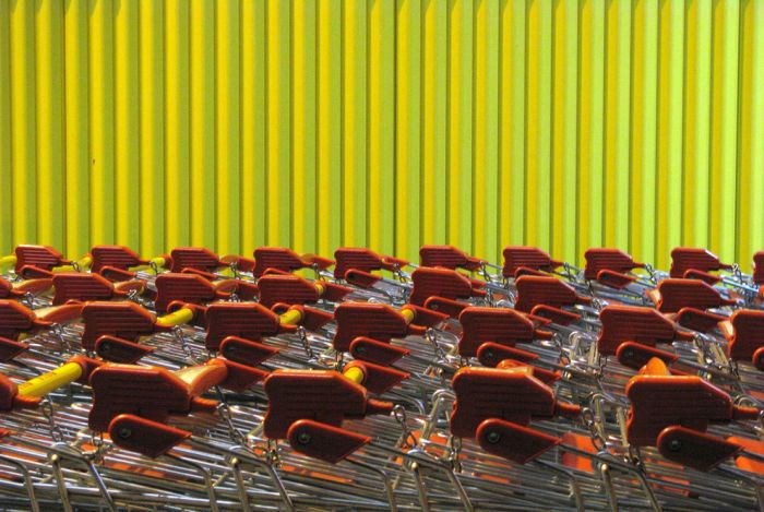 Repetitive Photos (58 pics)