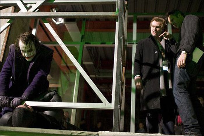Heath Ledger on the Set of “The Dark Knight” (50 pics)