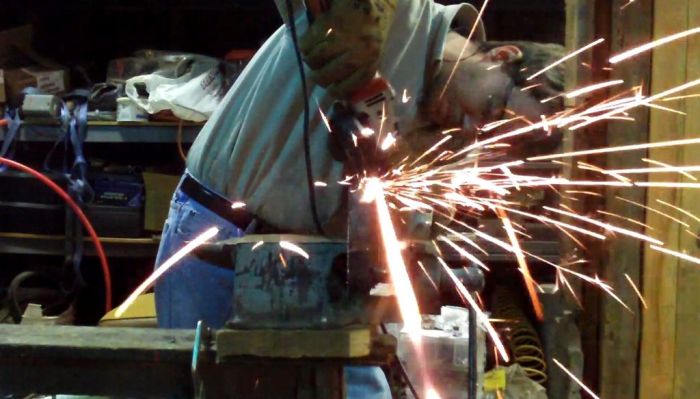 Making of the Steel Violin (32 pics)
