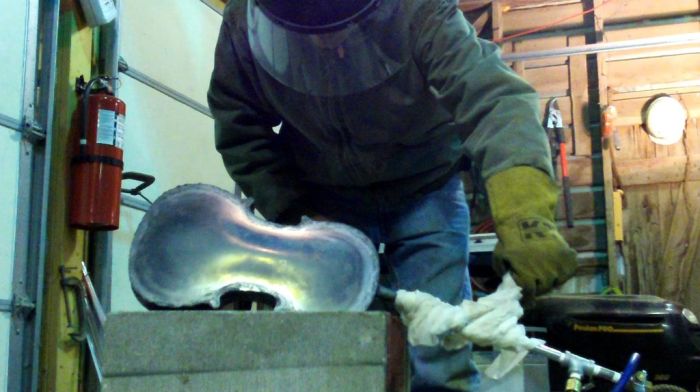 Making of the Steel Violin (32 pics)