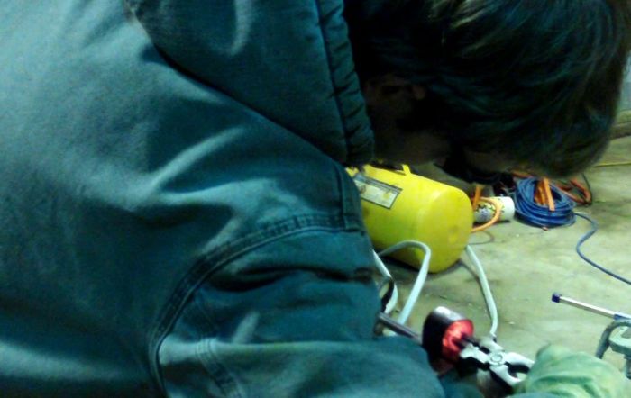 Making of the Steel Violin (32 pics)